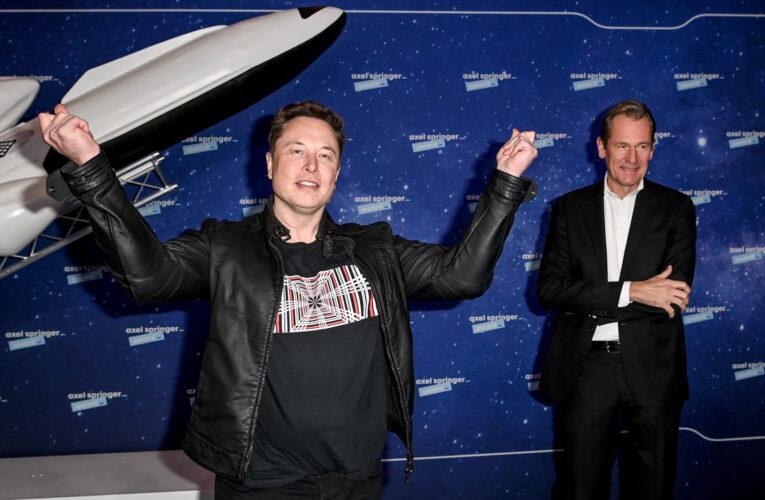 ايلون موسك يتصدر أغنياء العالم متقدماً على جيف بيزوس