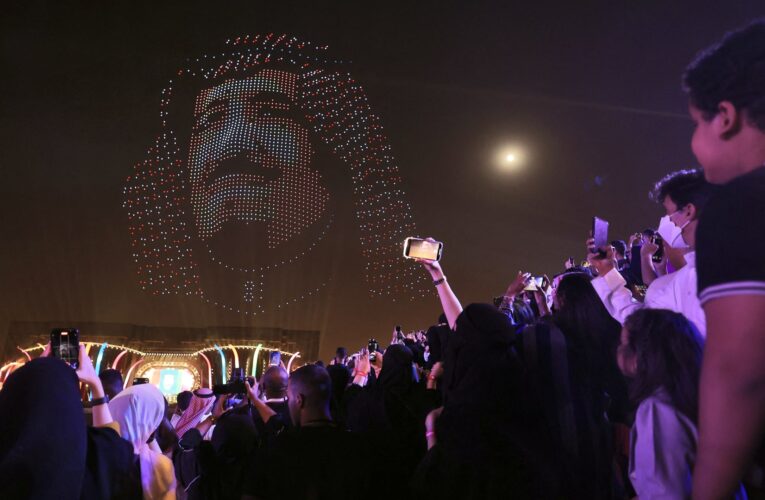 المغني الأمريكي بيتبول للسعوديين من موسم الرياض: “ليش تحلم وأنت تقدر تعيش الحلم؟”