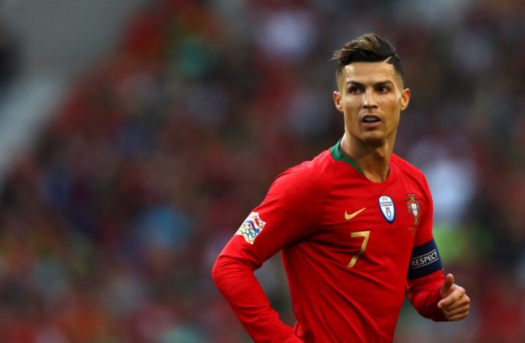 رونالدو يرد على اقتراح اعتزاله دوليا ويكشف الوقت المناسب