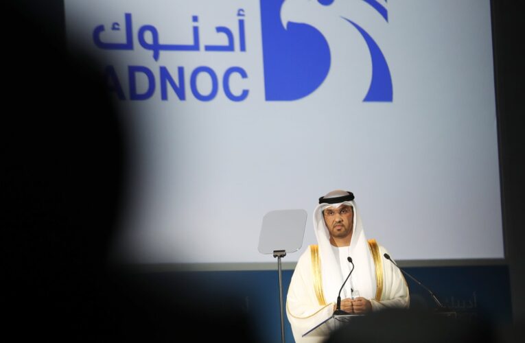 أدنوك تستخدم الطاقة النووية والشمسية لتشغيل شبكتها الكهربائية