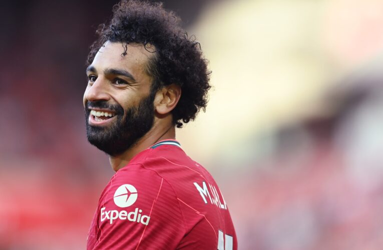 مايكل أوين لـCNN: محمد صلاح ليس الأفضل في تاريخ ليفربول بعد