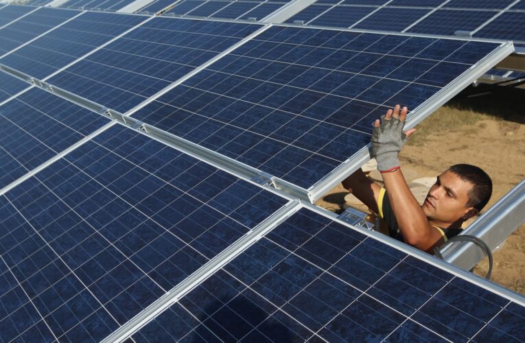 12 مليون وظيفة في مجال الطاقة المتجددة خلال 2020.. وهذه أبرز القطاعات