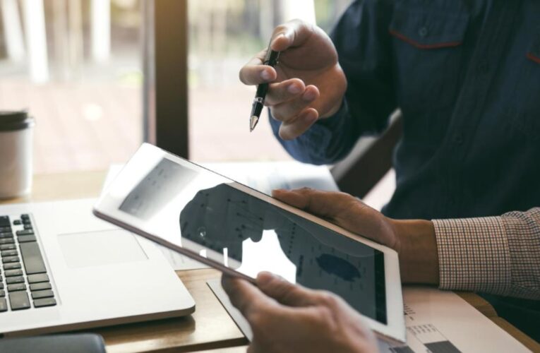 تريد أن تدير أموالك بنجاح.. إليك نصائح بعض من حققوا ذلك