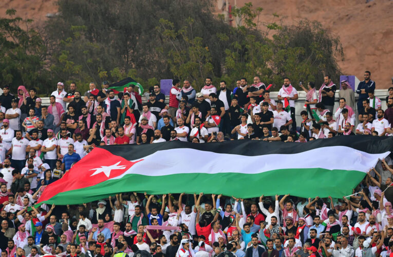للمرة الأولى.. طاقم تحكيم نسائي يقود مباراة بالدوري الممتاز في الأردن