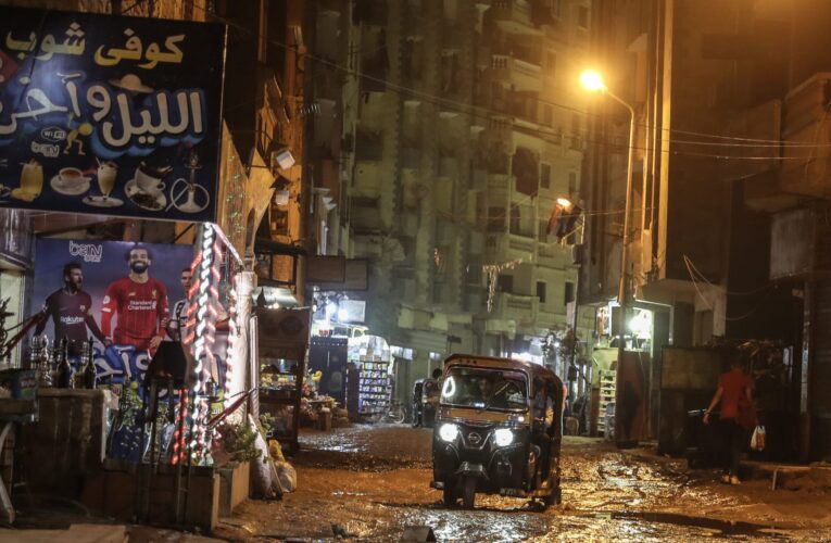 مصر.. ماذا يشمل قرار وقف استيراد مكونات أساسية للـ”توك توك”؟