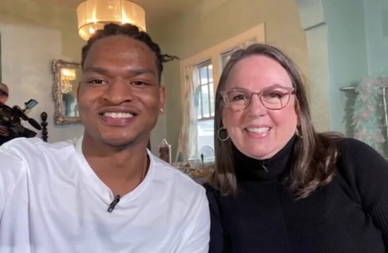 قامت بدعوته بالخطأ لعيد الشكر بـ2016.. فالتقليد لا يزال مستمراً حتى اليوم