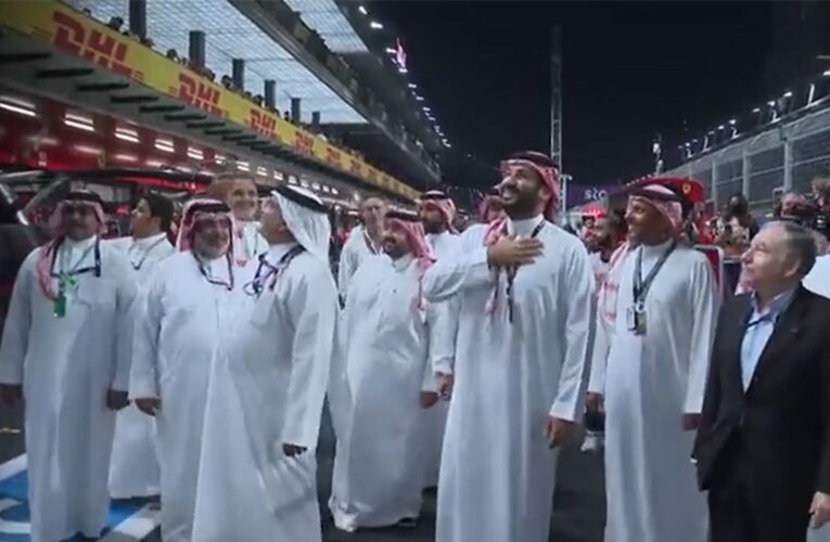 السعودية.. تفاعل على ظهور نجل الملك الراحل فهد بن عبدالعزيز مع ولي العهد محمد بن سلمان بسباق فورمولا