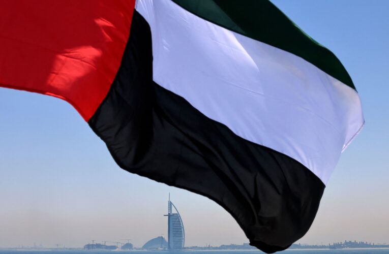 إطلاق ورقة “الخمسين درهما” الجديدة في الإمارات يثير تفاعلا واسعا.. فما المادة التي صُنعت منها؟