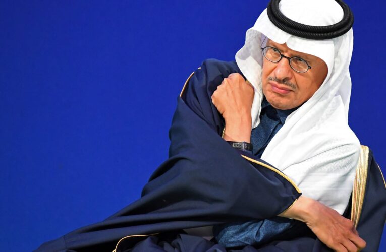 السعودية.. تفاعل على تصريحين لوزير الطاقة عن وضع الكهرباء وما تعلمه من الملك سلمان وولي عهده