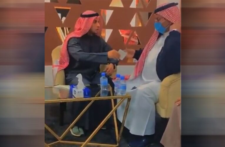 السعودية.. فيديو “أكبر صفقة” تأجير إبل مقابل 20 مليون ريال لـ48 ساعة
