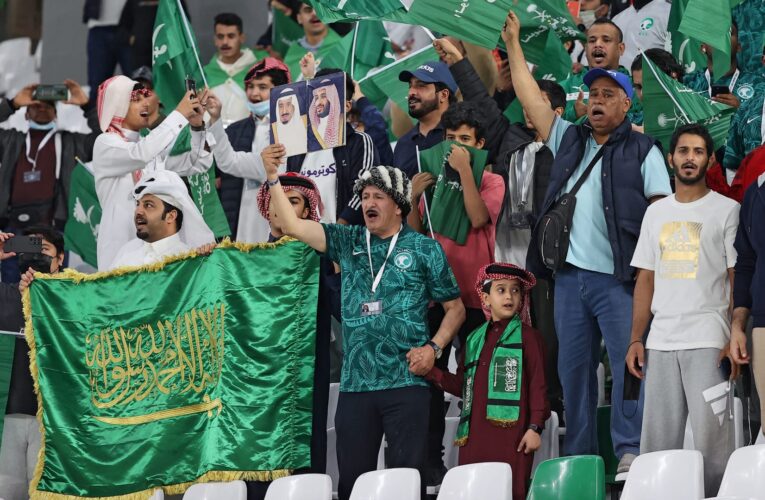 ناد سعودي كبير يعلن إصابة 2 من لاعبيه بفيروس كورونا