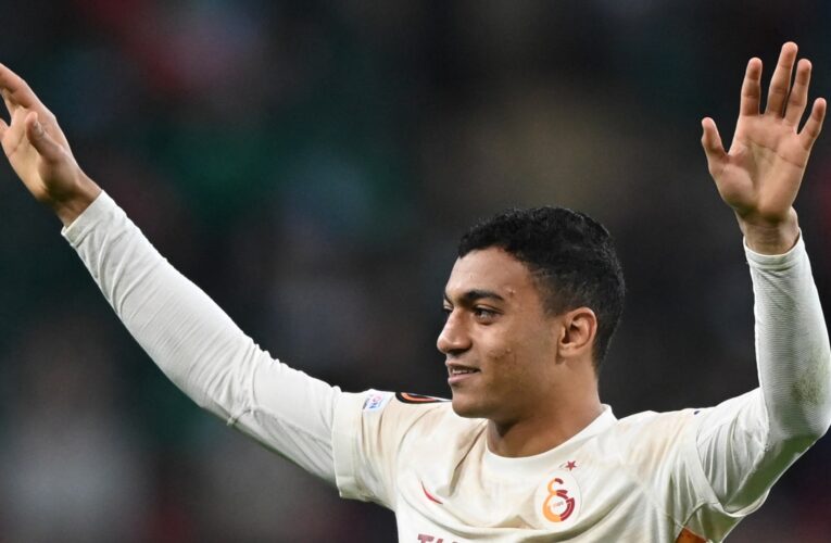 مصطفى محمد يجدد عقده مع غلطة سراي التركي حتى عام 2025