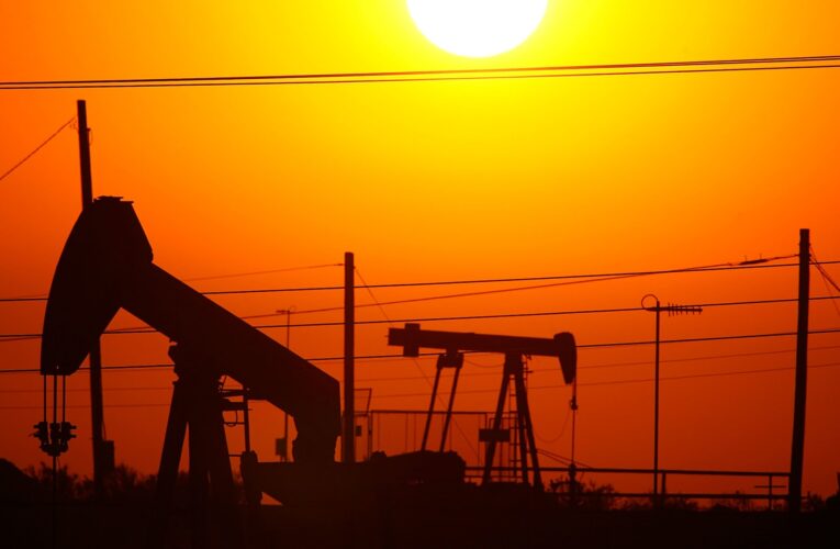 مصر.. إعلان نتائج أول مزايدة عالمية رقمية للتنقيب عن البترول.. ما المكاسب؟