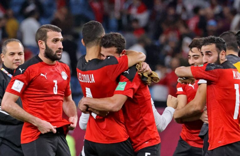 إصابة 8 من أعضاء بعثة المنتخب المصري بفيروس كورونا قبيل السفر إلى الكاميرون