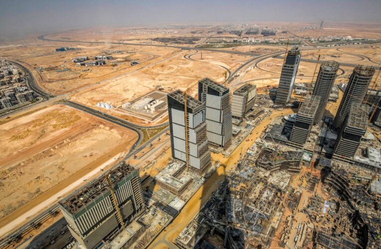 مصر.. 5.7% معدل نمو مستهدف بالموازنة المالية الجديدة.. وخبراء: البنية الأساسية تقود الاقتصاد