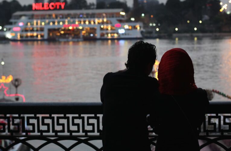 سؤال “زوجته متزوجة رجل ثاني وتقسم الأسبوع بينهما”.. رد الداعية المصري مبروك عطية يثير تفاعلا