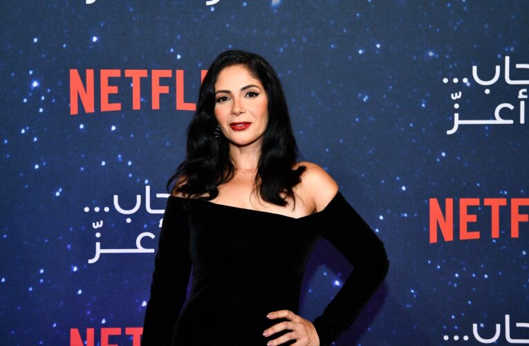 “أصحاب ولا أعز”.. نقابة المهن التمثيلية في مصر تعلن موقفها من الفيلم والفنانة منى زكي