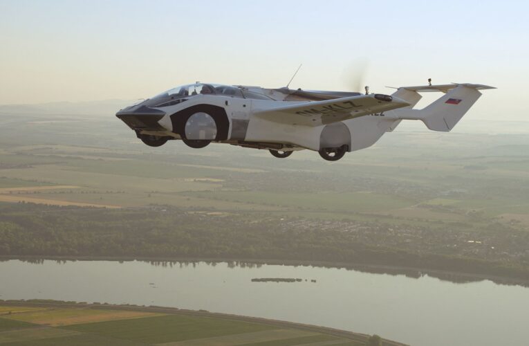 “سيارة طائرة” تحصل على الضوء الأخضر للتحليق في سلوفاكيا.. هل يصبح الحلم حقيقة؟