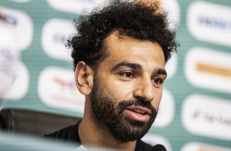 محمد صلاح يخرج عن صمته.. ويرد على “مشجعي الأندية”