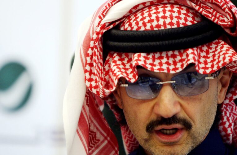 الأمير السعودي الوليد بن طلال يعلق على عرض إيلون ماسك لشراء تويتر