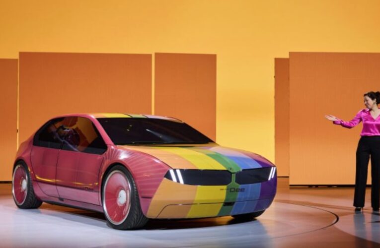 تتفاعل حسب مزاج سائقها وتغير ألوانها.. تعرف إلى سيارة BMW المبتكرة الجديدة