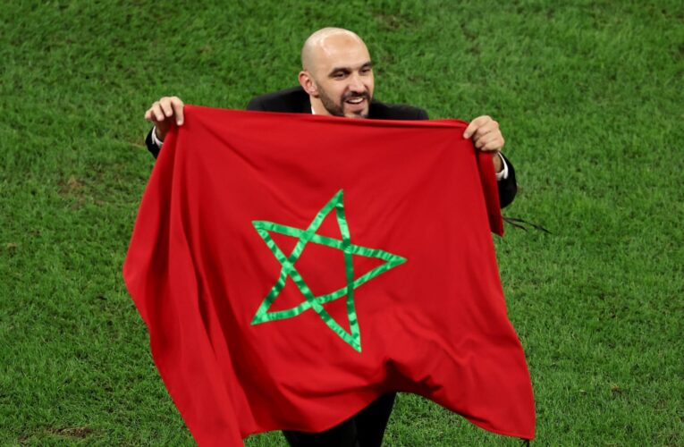 إنجاز جديد للمغربي وليد الركراكي بالتفوق على يورغن كلوب وجوزيه مورينيو