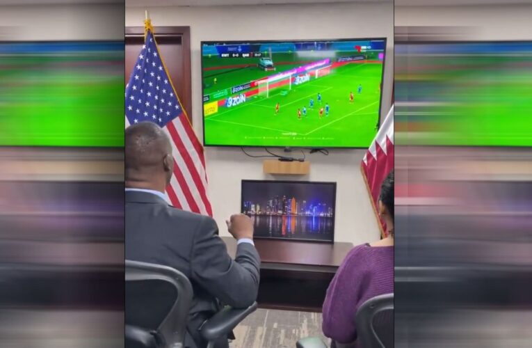 “حيوا العنابي”.. فيديو يظهر رد فعل سفير أمريكا بقطر على هدف “العنابي” وتأهله بـ”خليجي 25″