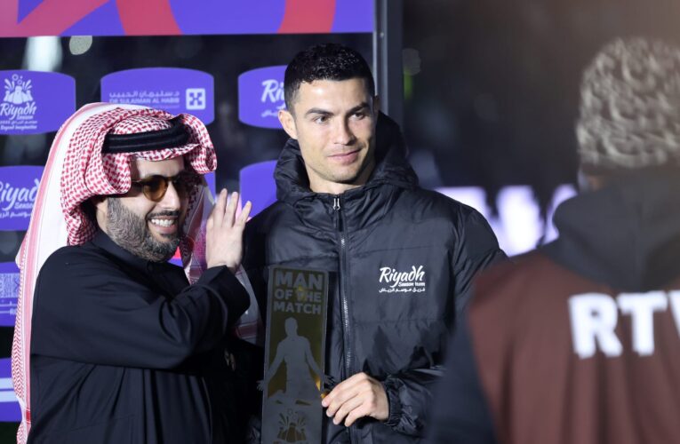 هكذا تفاعل تركي آل الشيخ مع أول أهداف كريستيانو رونالدو على باريس سان جيرمان