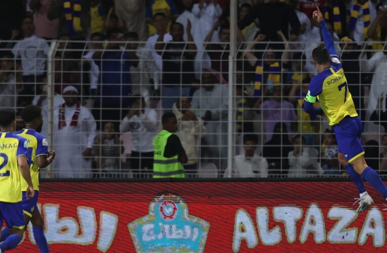 السعودية.. توضيح بعد تداول فيديو “غزو جراد” لملعب الشرائع ليلة “سوبر هاتريك” رونالدو