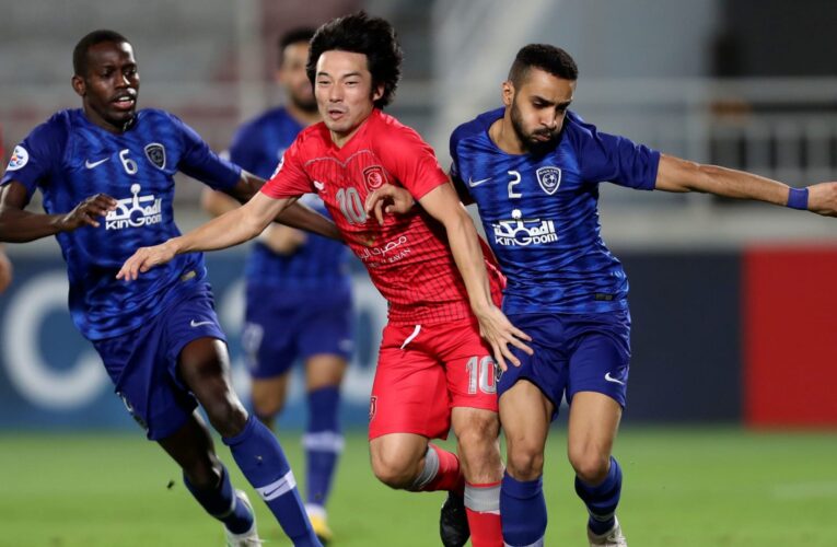 الهلال السعودي يقف أمام طموح الدحيل.. حقائق وأرقام قبيل القمة الآسيوية