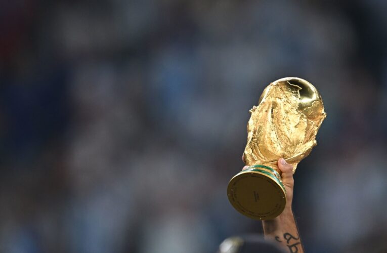 عاهل المغرب يعلن انضمام بلاده إلى ملف إسبانيا والبرتغال لاستضافة كأس العالم 2030