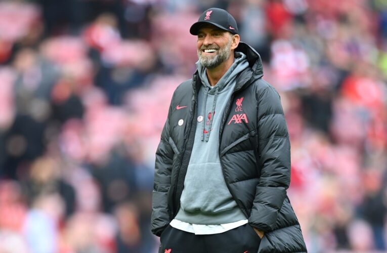 احتفال “جنوني” ليورغن كلوب أمام الحكم واتهام الأخير بتصرف غير لائق.. ما موقف لجنة الحكام؟