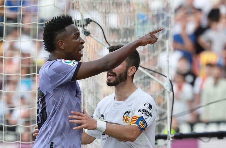 منها إلغاء البطاقة الحمراء على فينيسيوس.. الاتحاد الإسباني يصدر قراراته حول واقعة تعرض جونيور للعنصرية