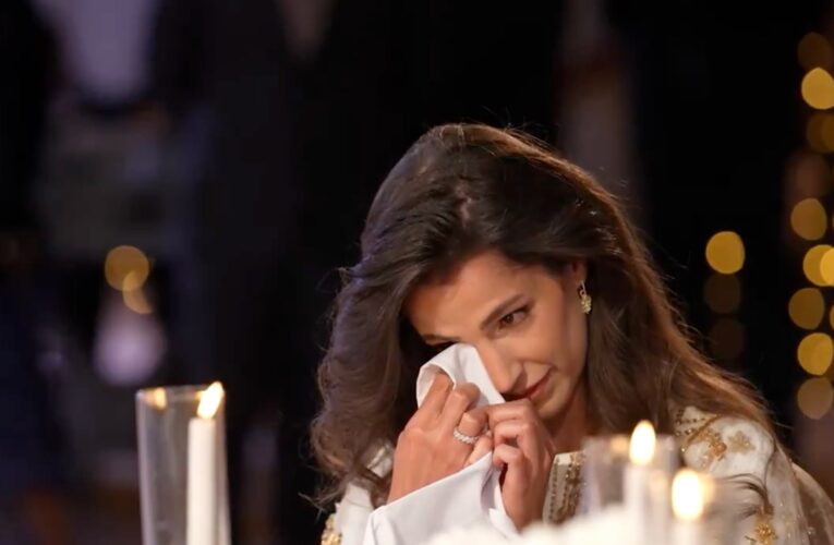 فيديو دموع خطيبة ولي العهد الأردني وظهور الأميرات ووالدة رجوة آل سيف بحفل الحناء يثير تفاعلا