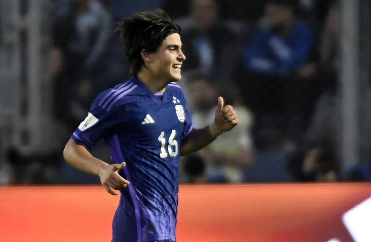 أعاد “بداية ميسي” للأذهان.. لاعب الأرجنتين يخطف الأنظار بهدف “خيالي” في مونديال الشباب