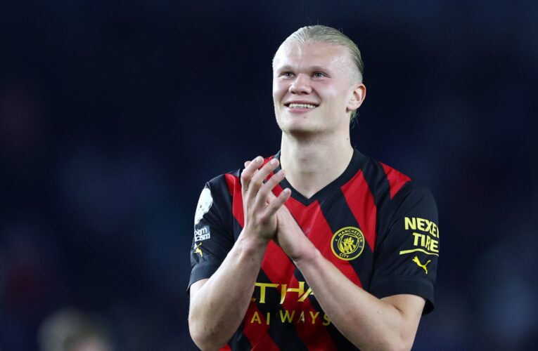 إيرلينغ هالاند يفوز بجائزة الأفضل في الدوري الإنجليزي.. ماذا قدّم هذا الموسم؟