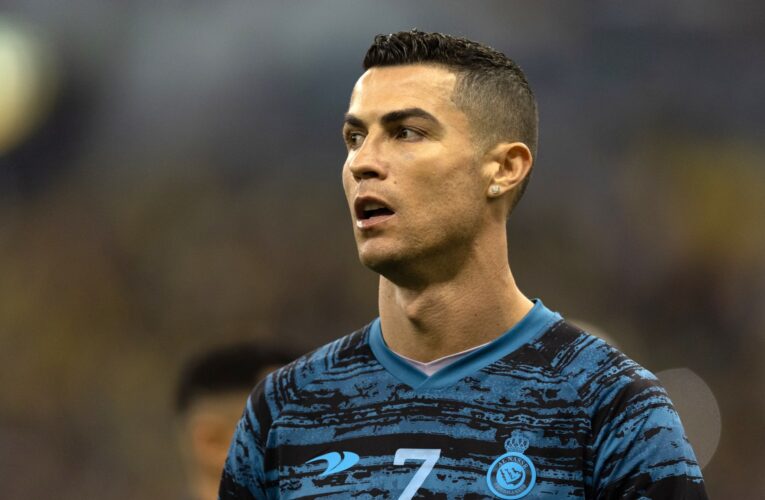 كيف علّق كريستيانو رونالدو على قدوم كريم بنزيما للدوري للسعودي؟