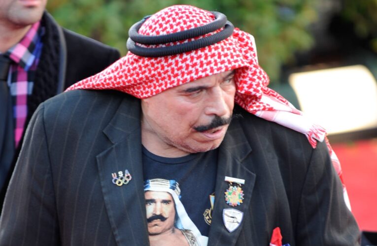 لُقب بالشيخ الحديدي.. وفاة بطل المصارعة “أيرون شيك” عن عمر يناهز الـ81