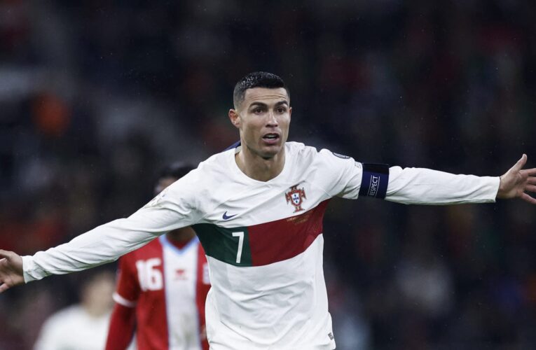 كريستيانو رونالدو يدخل موسوعة غينيس.. ويعلق على إنجازه التاريخي مع منتخب البرتغال