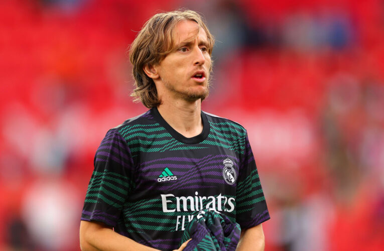 رسمياً.. ريال مدريد يحسم مصير لوكا مودريتش مع النادي
