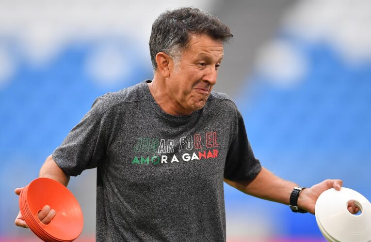 وكيل المدرب خوان أوسوريو يكشف موقفه من الرحيل عن نادي الزمالك المصري