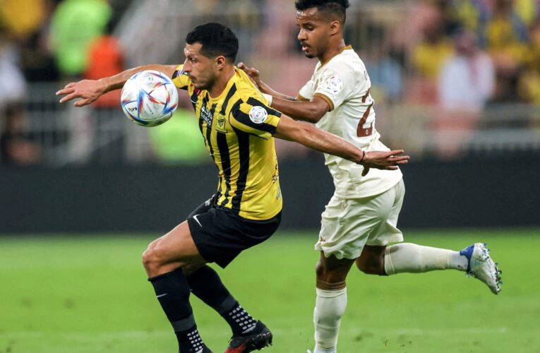 صور “صادمة”.. لاعب الاتحاد السعودي ينشر لقطات لإصابته “المروعة” بعد عملية ناجحة