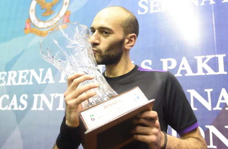 المصري مروان الشوربجي يلحق بشقيقه ويمثل إنجلترا في الإسكواش.. و رئيس الاتحاد يعلق لـCNN