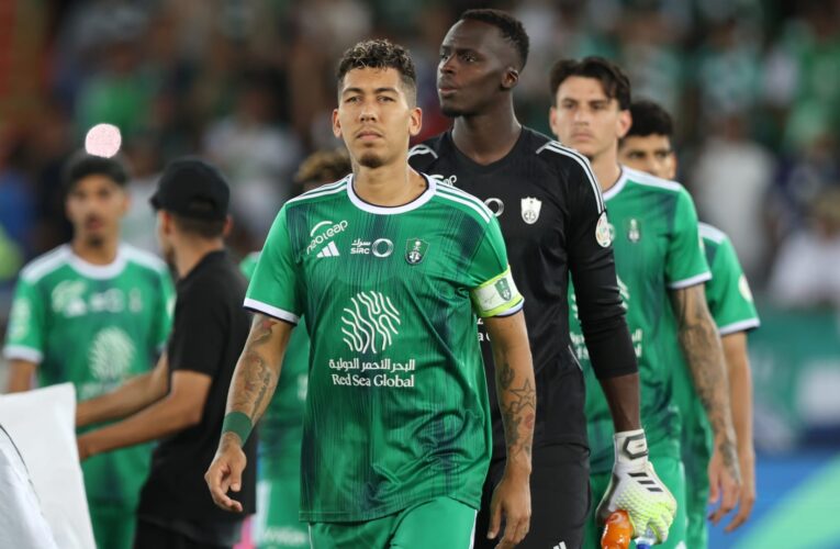 تفاعل مع تألق روبرتو فيرمينو في أول ظهور له بالدوري السعودي.. كيف جاءت التعليقات؟