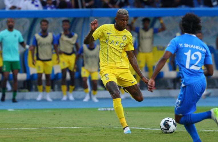 بسبب علم النصر.. اشتباك بالأيدي بين علي البليهي وتاليسكا في البطولة العربية