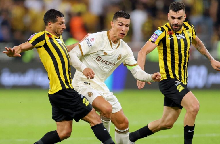 نادٍ سعودي يوضّح حقيقة مفاوضاته مع اتحاد جدة للتعاقد مع المصري طارق حامد