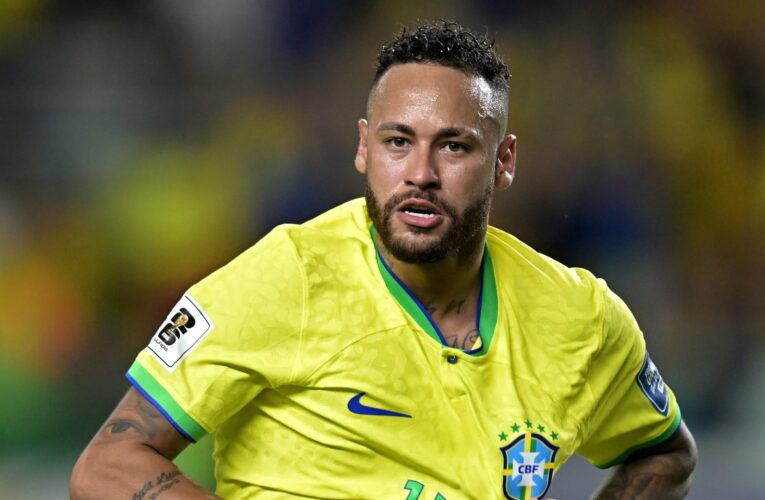 كيف علّق نادي الهلال السعودي على إنجاز نيمار مع منتخب البرازيل؟