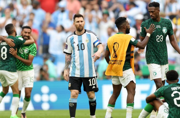 كيف كان رد فعل محمد بن سلمان عند فوز السعودية على الأرجنتين؟ ولي العهد السعودي يكشف