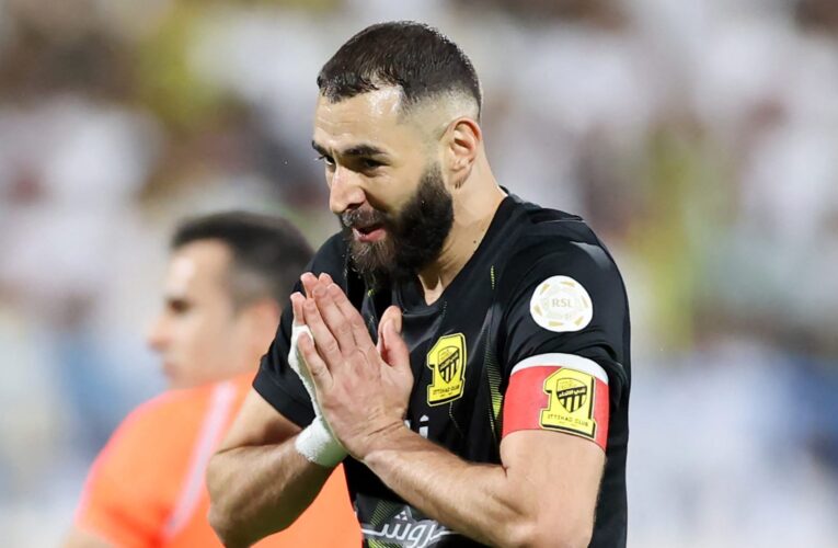 ظهر بزي السعودية التقليدي.. هذا ما قاله بنزيما في احتفالات اليوم الوطني