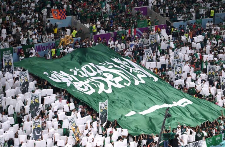 “نادي الهلال هو العلة، ممتاز كذا؟!”.. عبدالرحمن بن مساعد يعلّق على استدعاء لاعبي الاحتياط للمنتخب السعودي